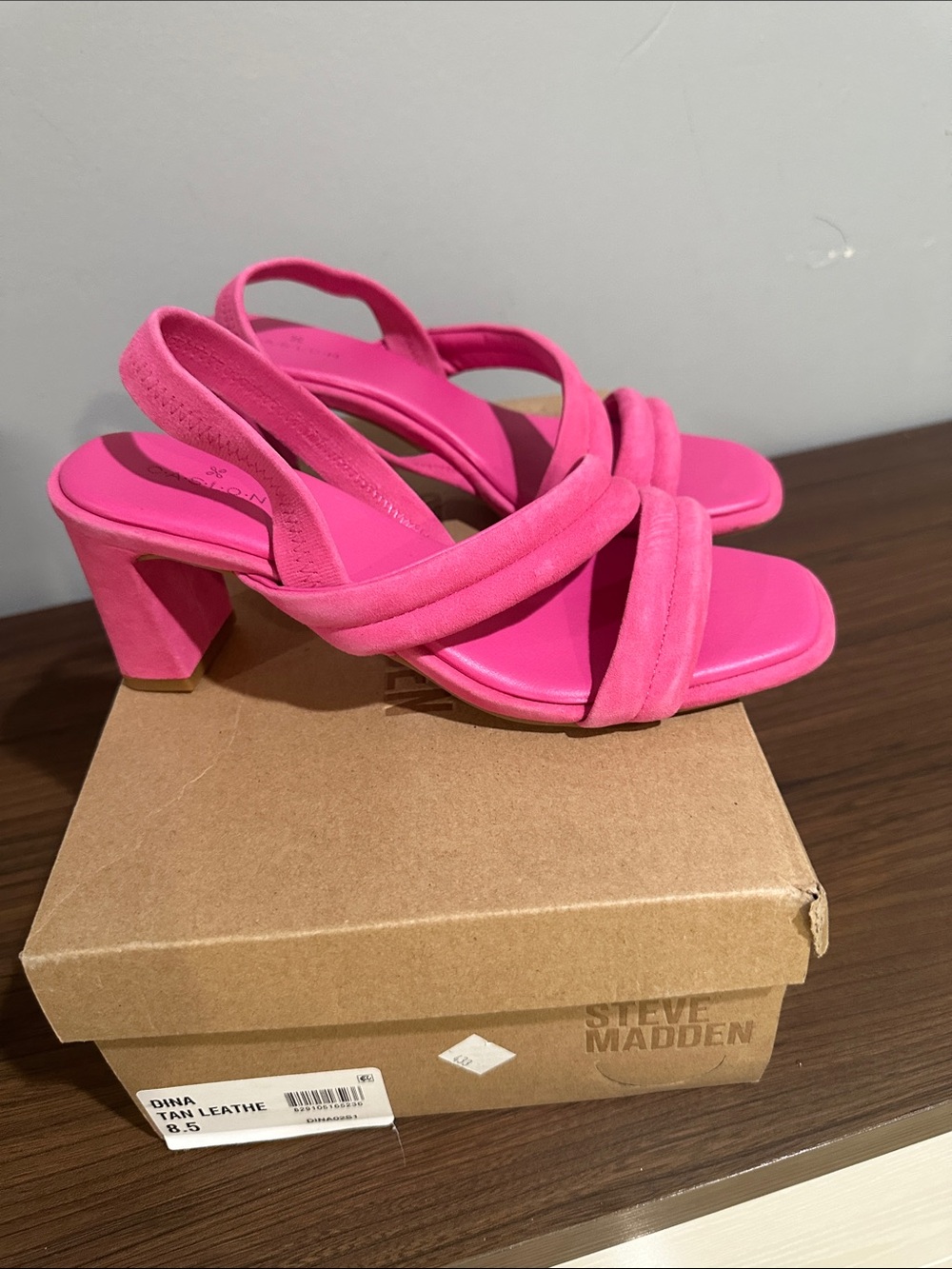 Steve Madden Vibrant Pink Slingback Heeled Sandals